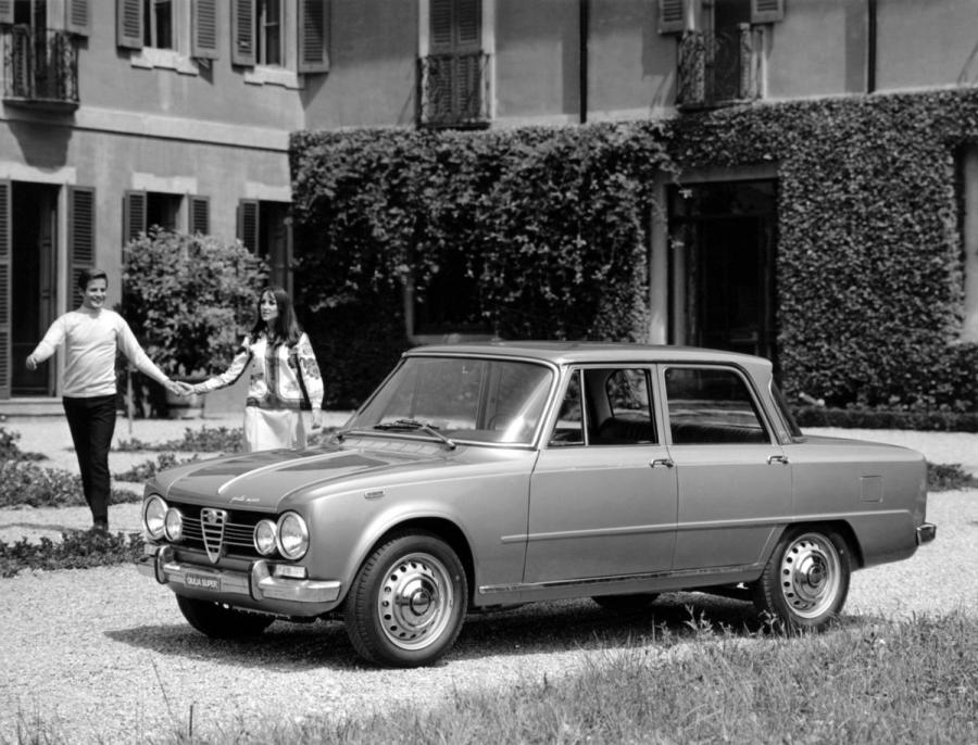  Alfa Romeo Giulia Super (105.26) 1967 года  (фото 7 из 9)